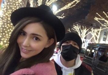 xc sports|野三关镇发展核桃种植产业,结出“扶贫硕果”(图1) xc sports